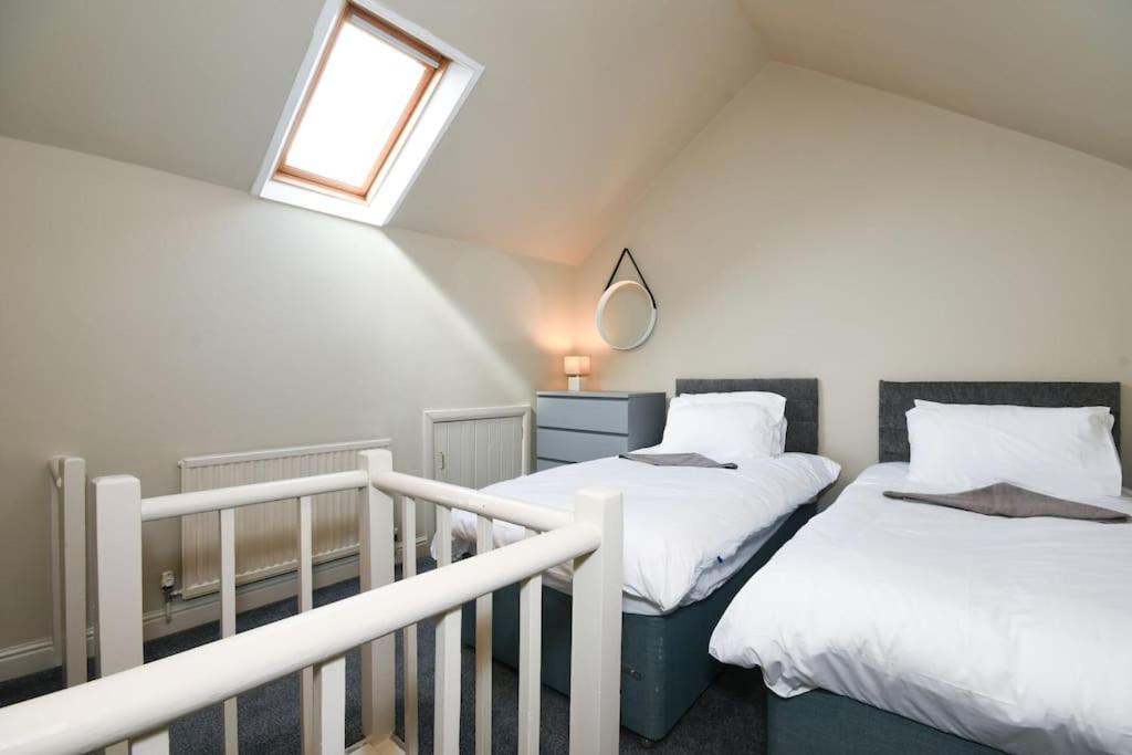 Cottage Style 3 Bedroom House - Close To City Centre & The Peaks チェスターフィールド エクステリア 写真