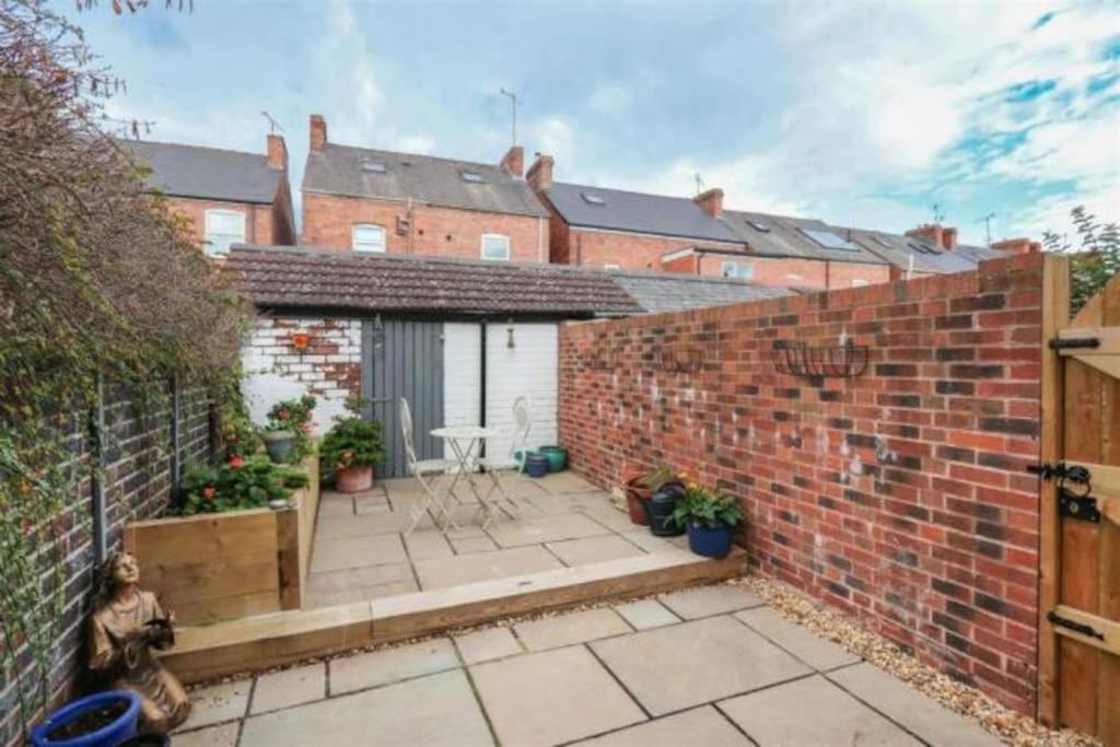 Cottage Style 3 Bedroom House - Close To City Centre & The Peaks チェスターフィールド エクステリア 写真